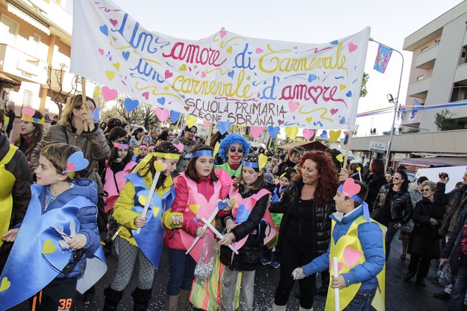 Ingrandisci la foto